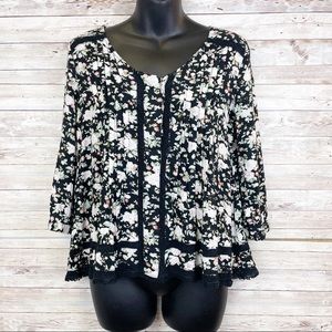ANTHRO MAEVE Black Floral Quarter Sleeve Ruffle Lace Blouse